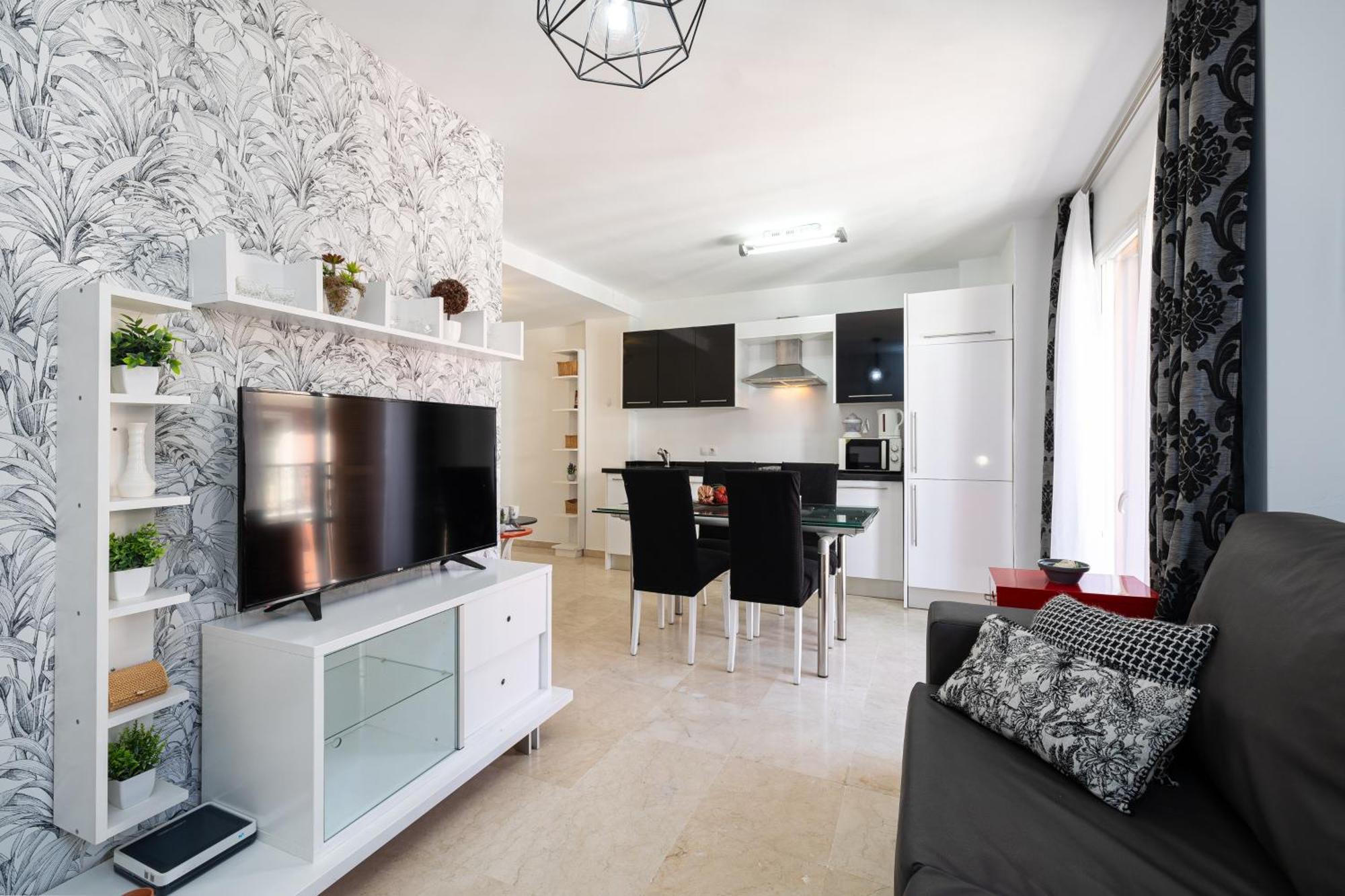 Holidays2malaga Ancha Del Carmen Aacc, Lift, Wifi Apartment